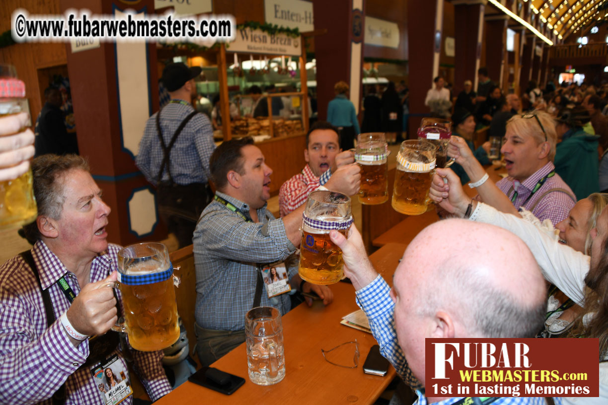 Day 2 - the L??wenBr?ñu Beer Tent