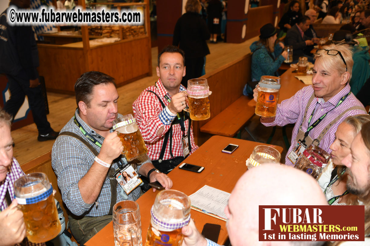 Day 2 - the L??wenBr?ñu Beer Tent