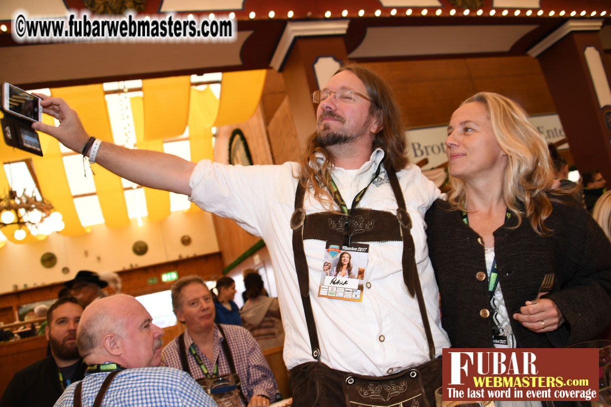 Day 2 - the L??wenBr?ñu Beer Tent