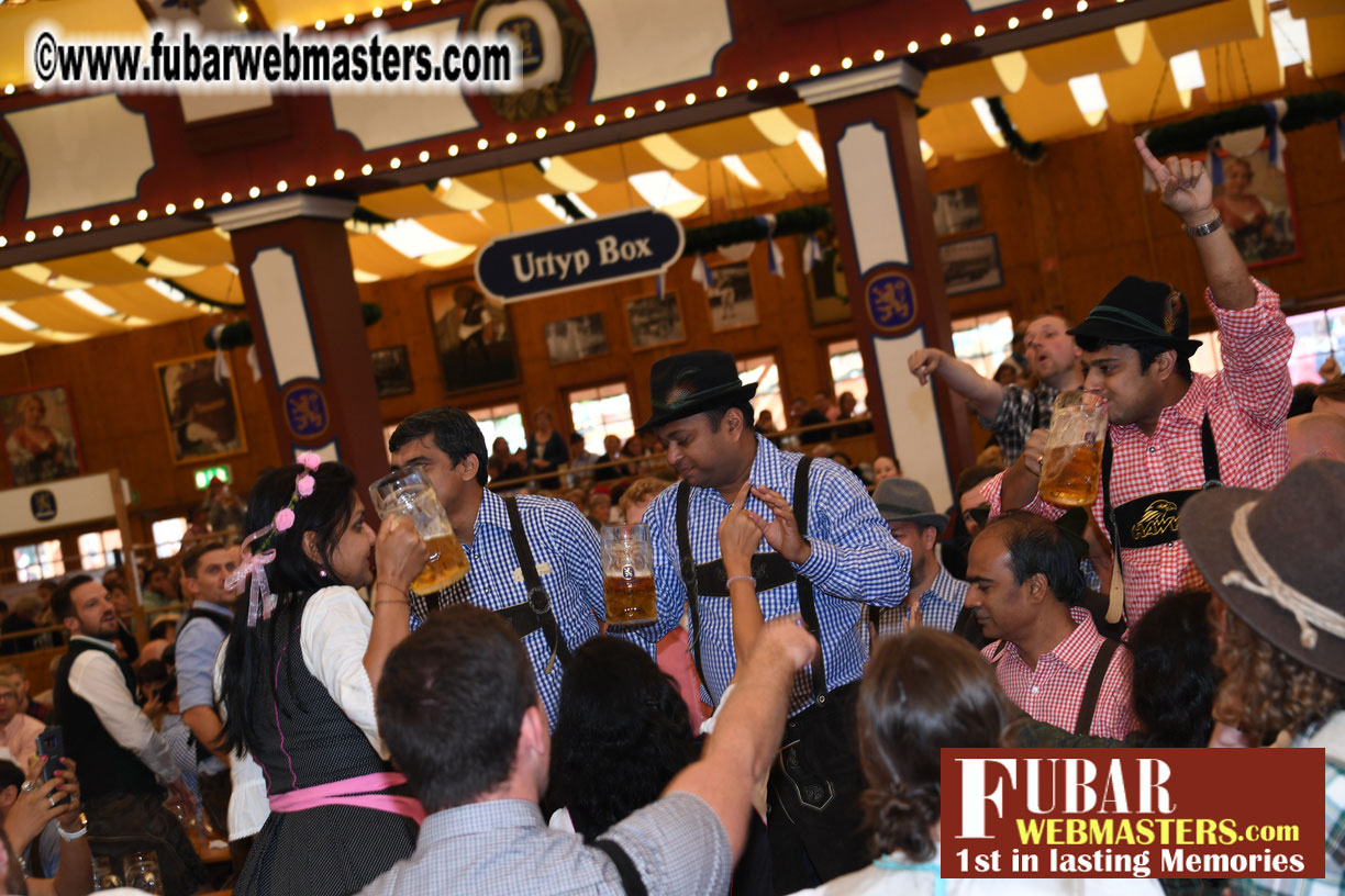 Day 2 - the L??wenBr?ñu Beer Tent