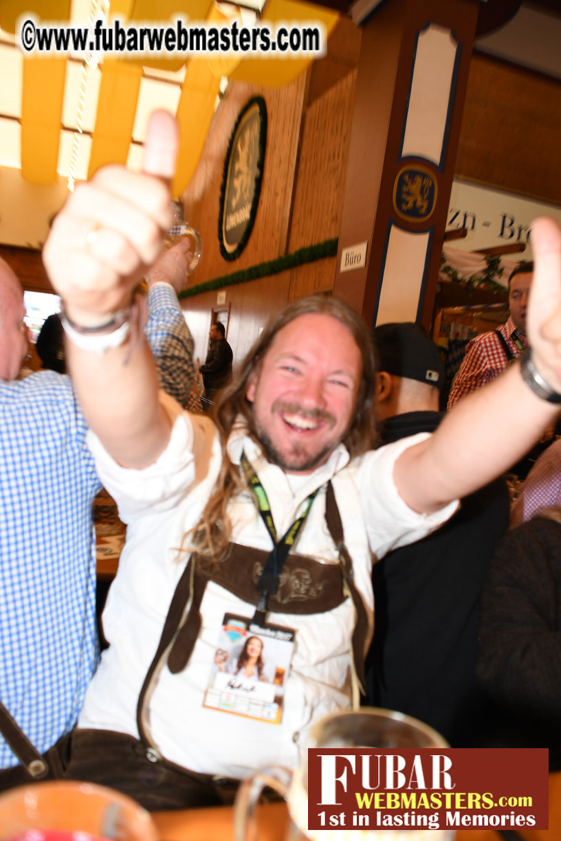 Day 2 - the L??wenBr?ñu Beer Tent