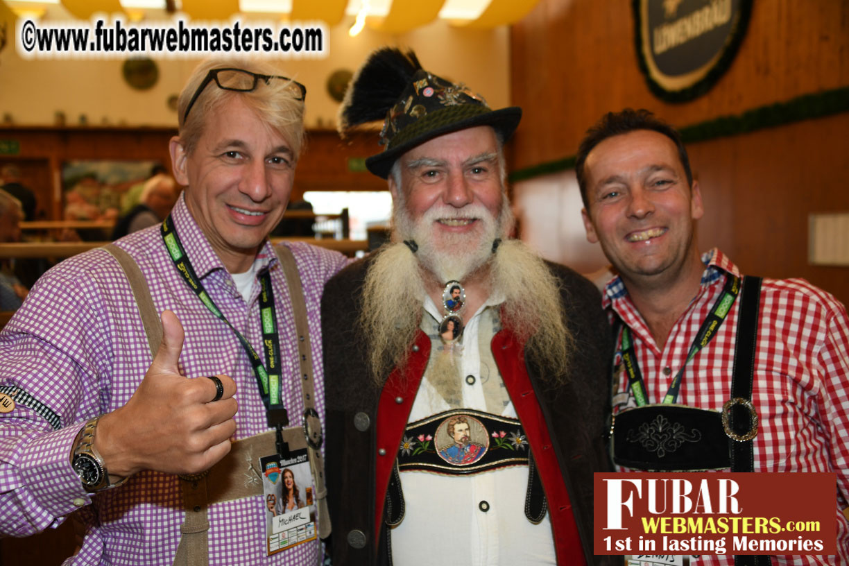 Day 2 - the L??wenBr?ñu Beer Tent