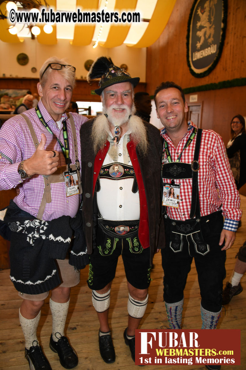 Day 2 - the L??wenBr?ñu Beer Tent