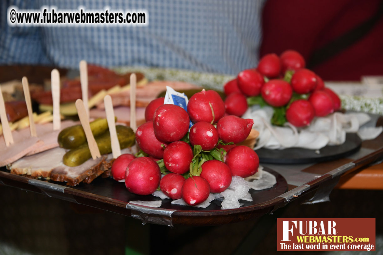 Day 2 part 2 - Armbrustsch??tzen Beer Tent