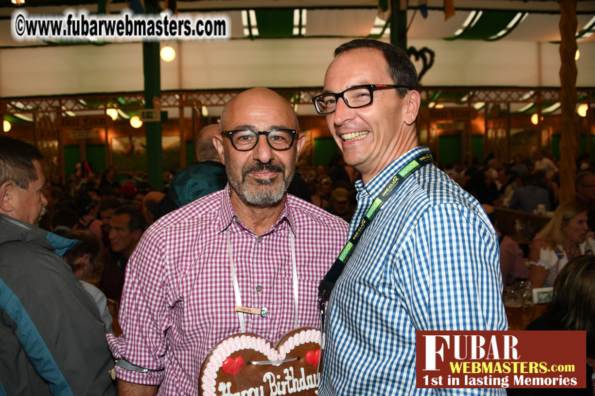 Day 2 part 2 - Armbrustsch??tzen Beer Tent