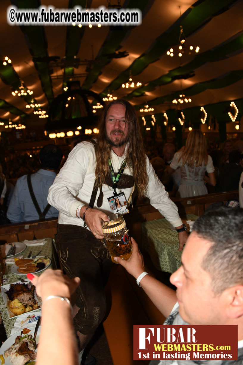 Day 2 part 2 - Armbrustsch??tzen Beer Tent