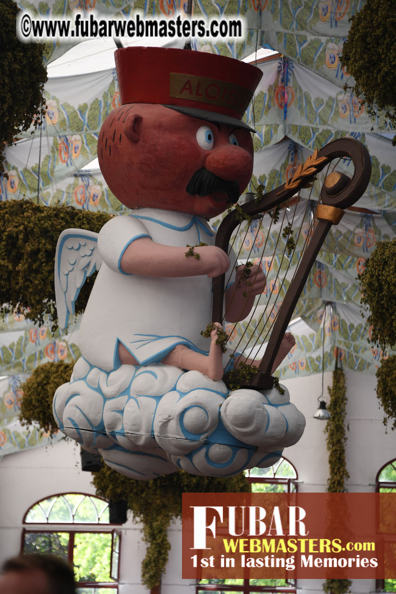 Day 3 - Hofbrau Tent