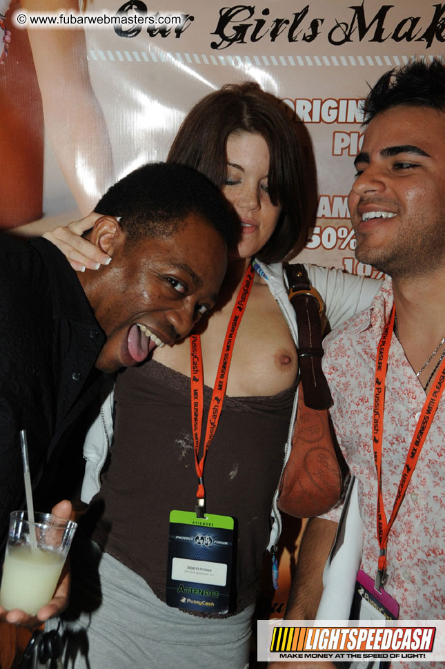 Suite Parties, Late Night Poker & Breakfast     