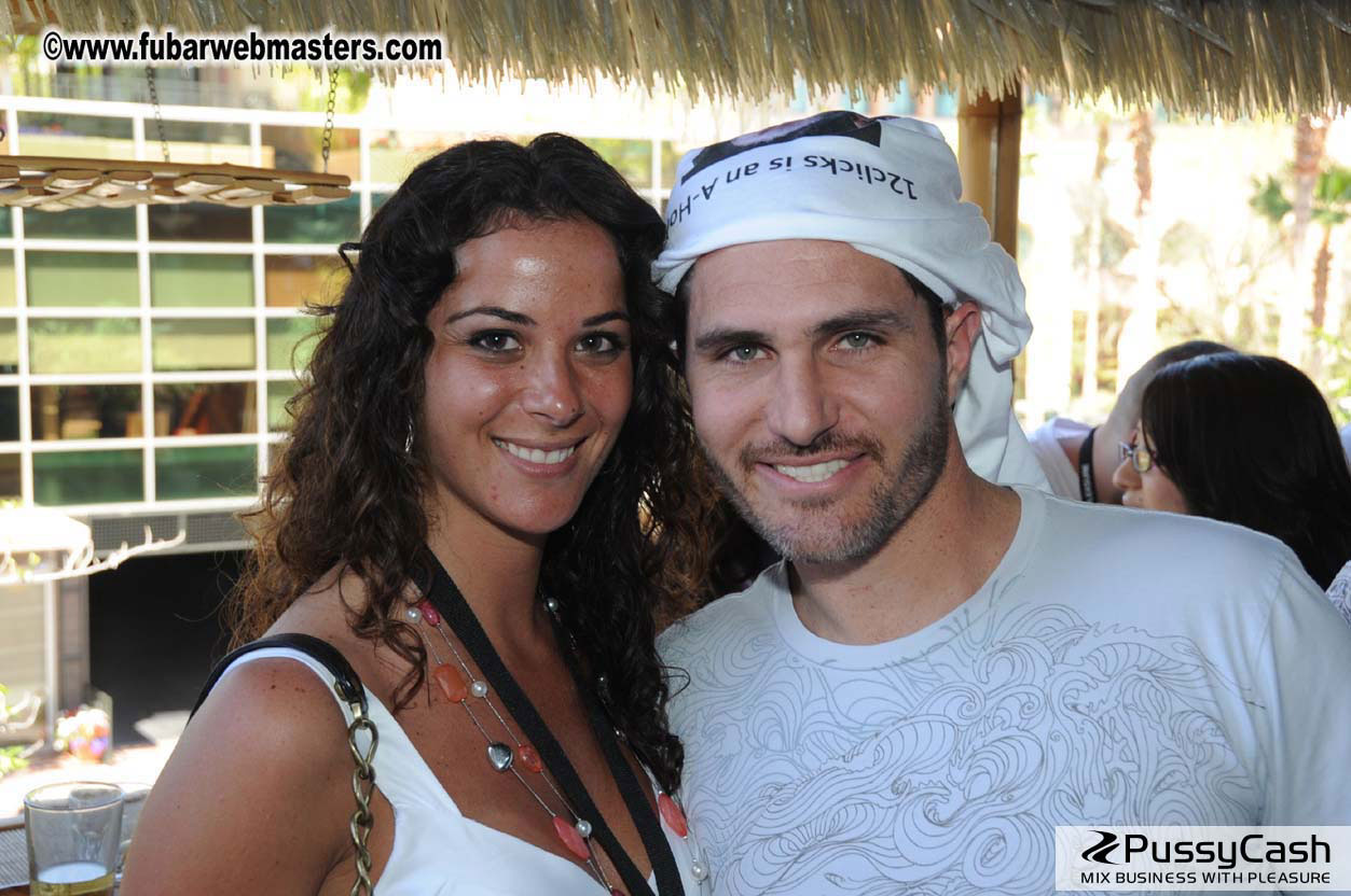 12CC & JBM Hooters Happy Hour