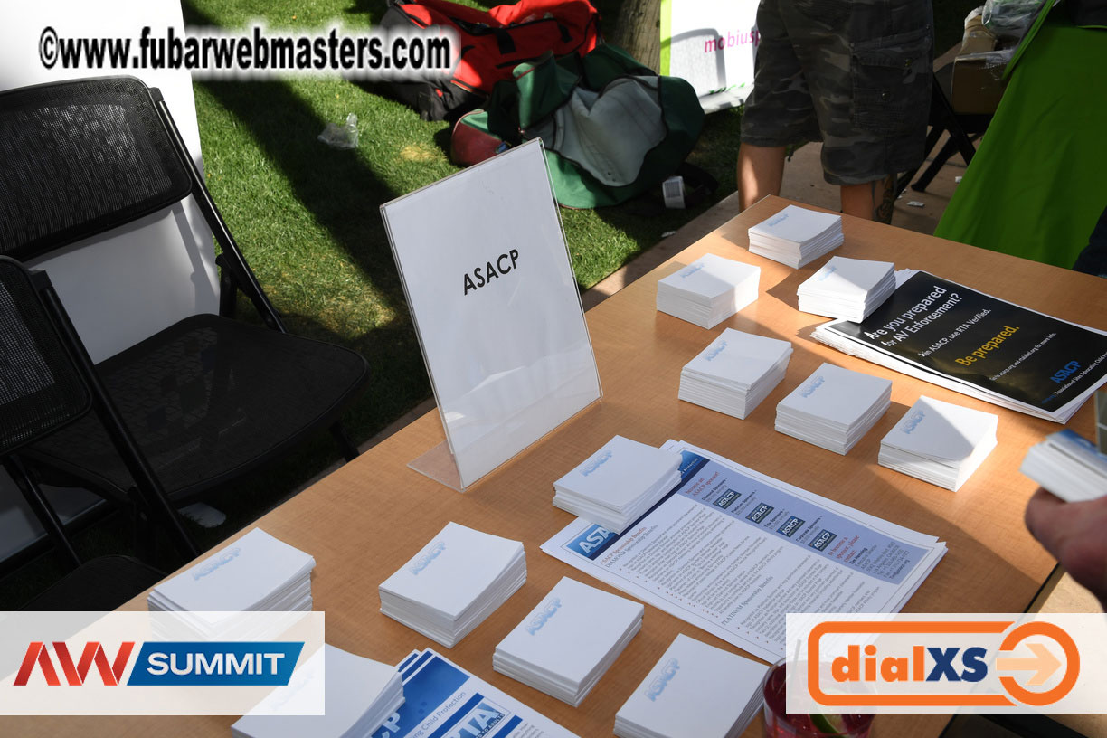 The Hub Hookup for New Business