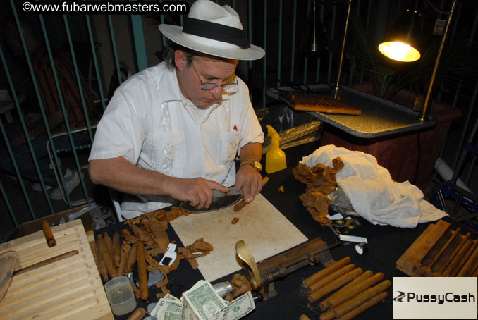 PussyCash Closing Party