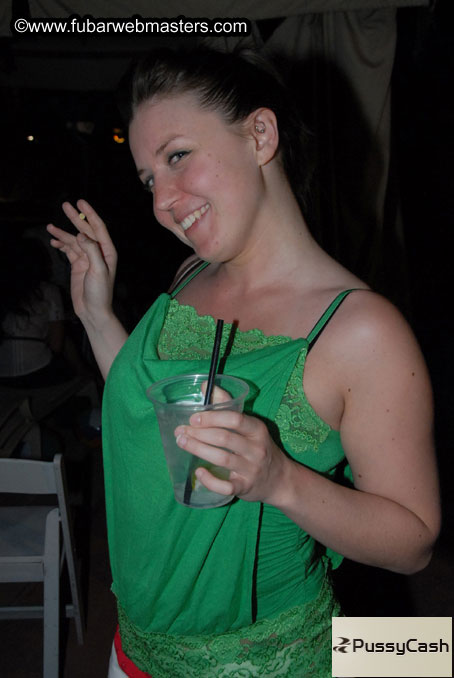 PussyCash Closing Party