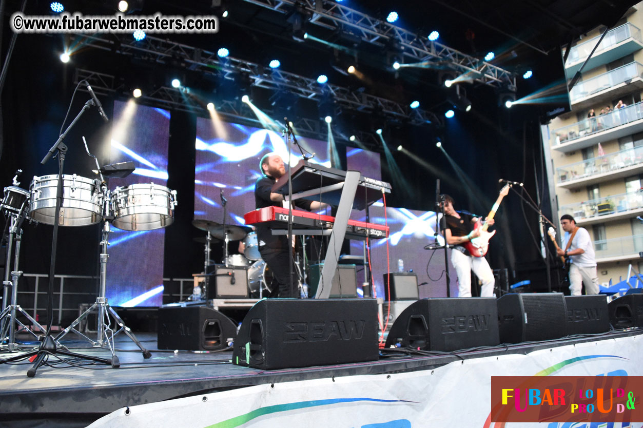 DECADES @ the Bud Light South Stage