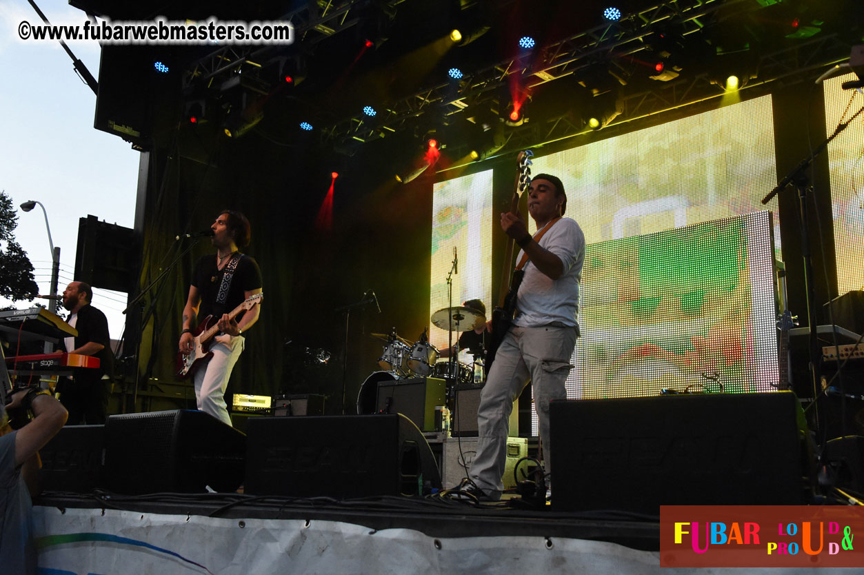 DECADES @ the Bud Light South Stage