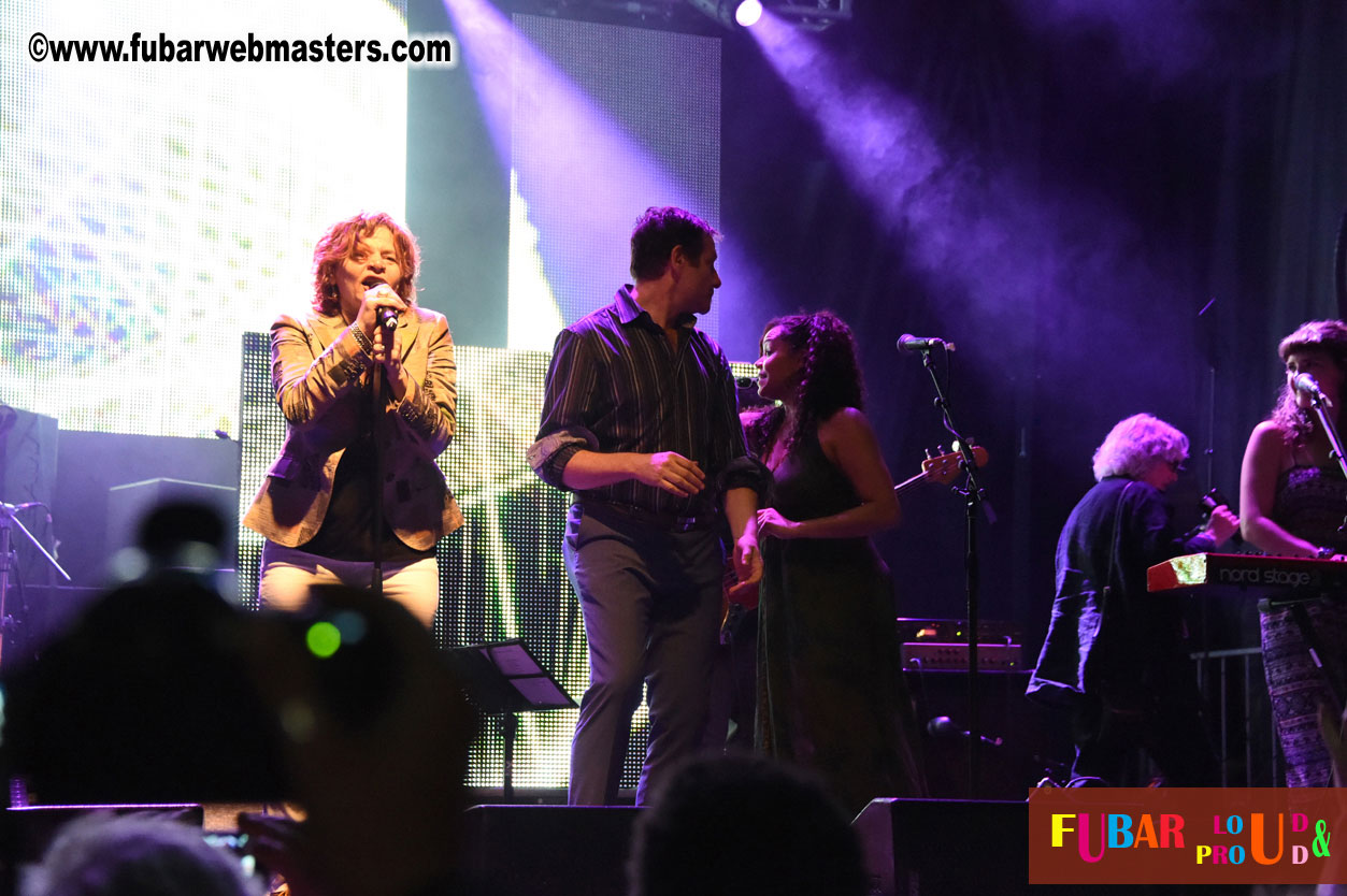 DECADES @ the Bud Light South Stage