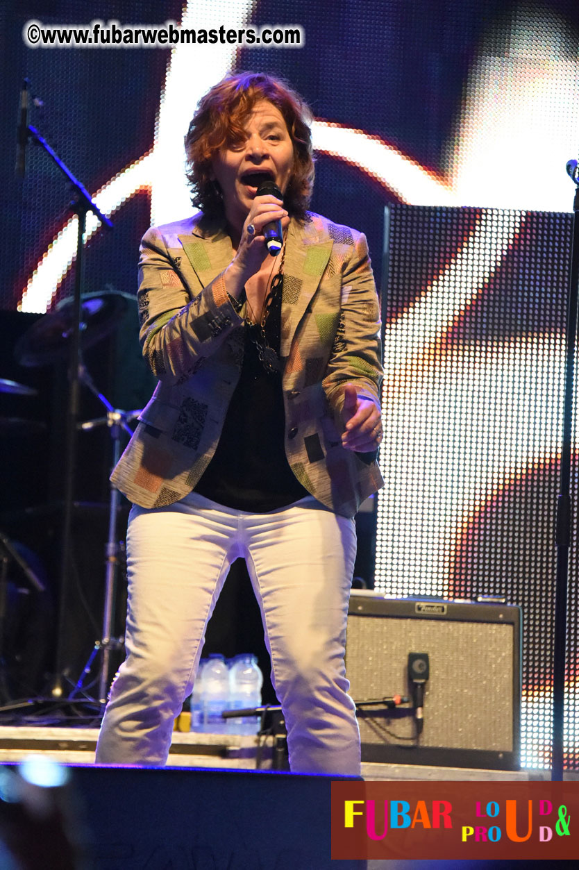 DECADES @ the Bud Light South Stage