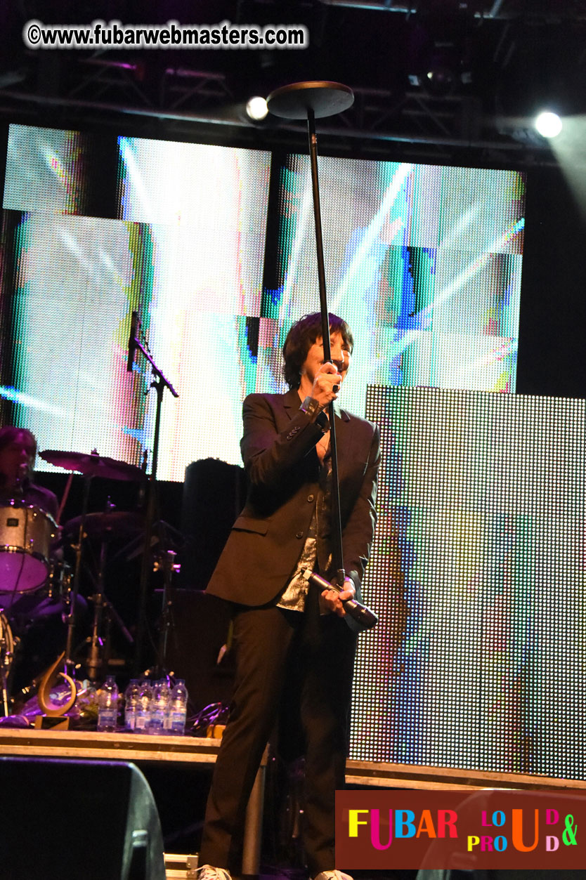 DECADES @ the Bud Light South Stage