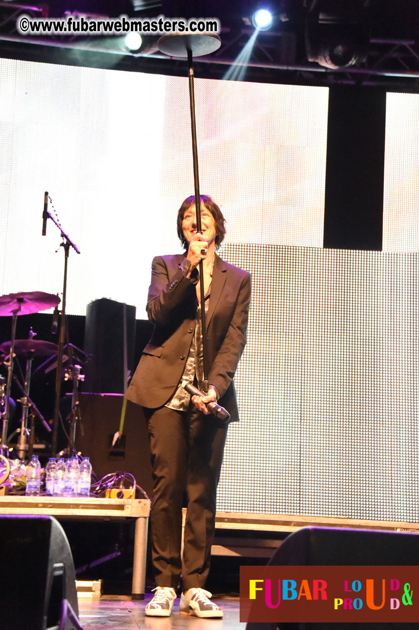 DECADES @ the Bud Light South Stage