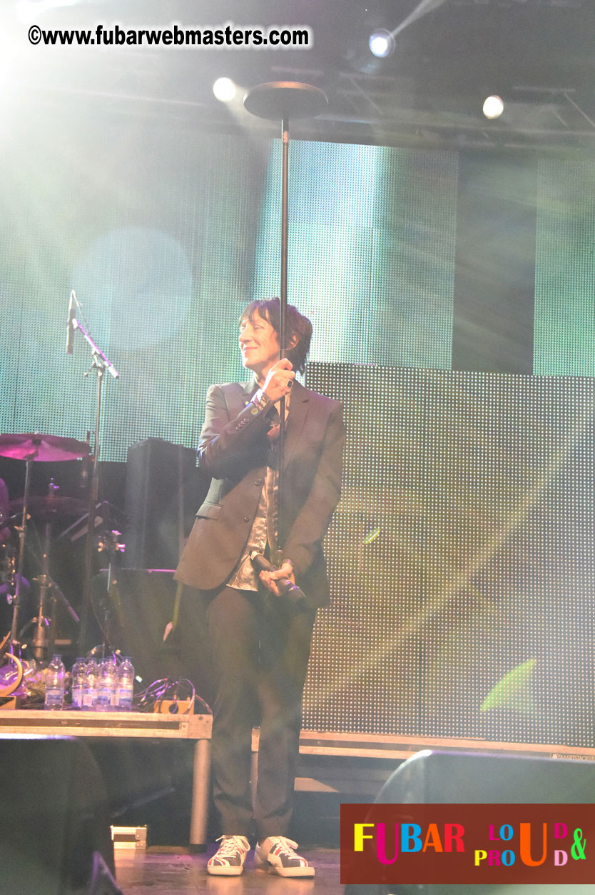 DECADES @ the Bud Light South Stage