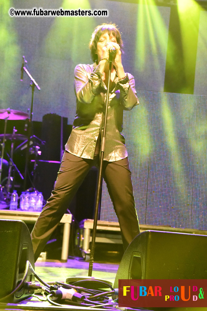 DECADES @ the Bud Light South Stage