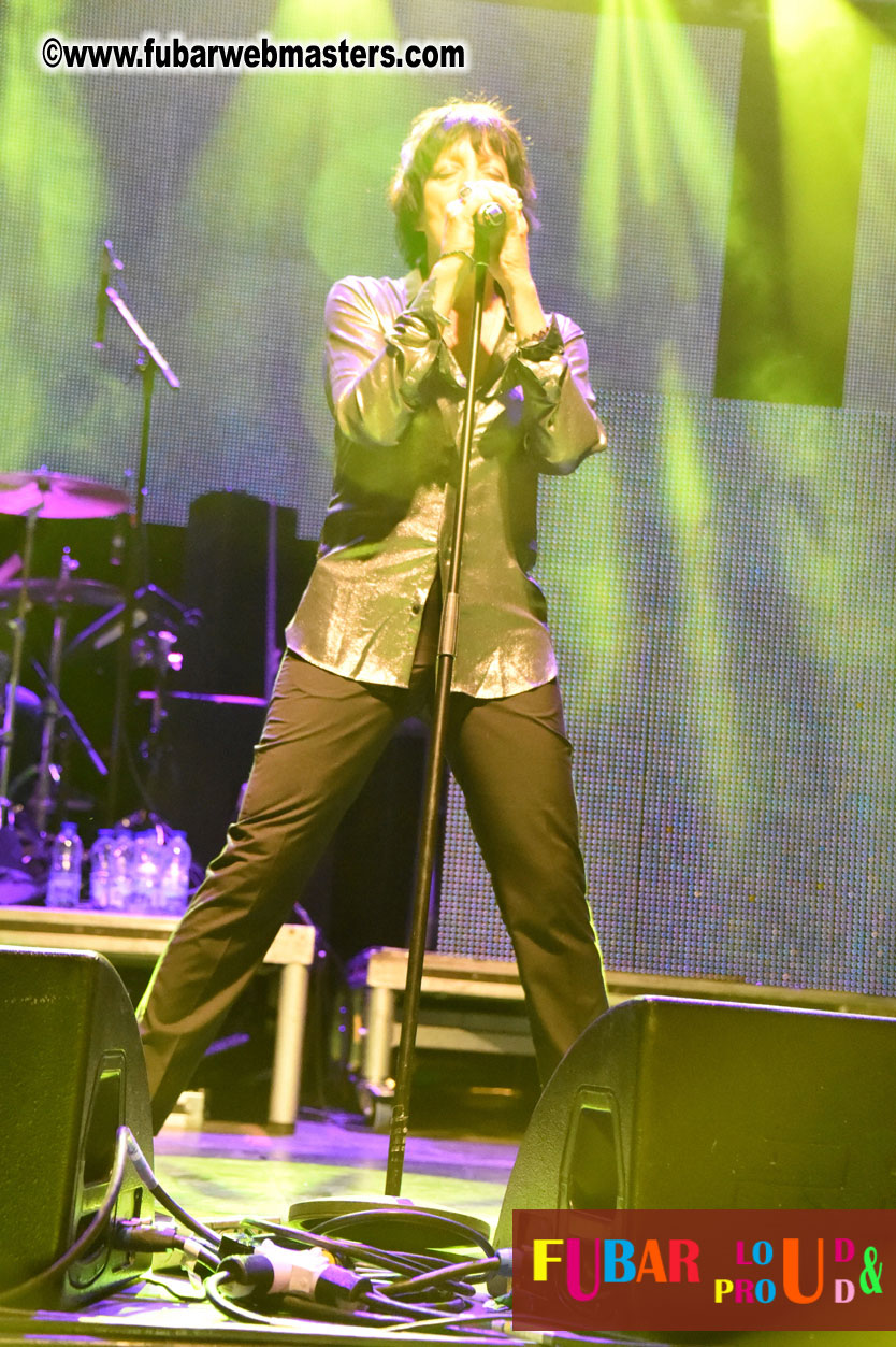 DECADES @ the Bud Light South Stage