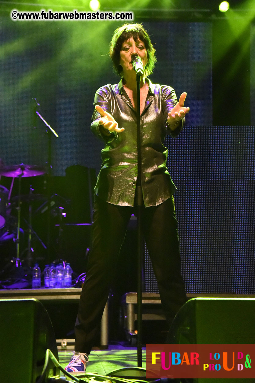 DECADES @ the Bud Light South Stage