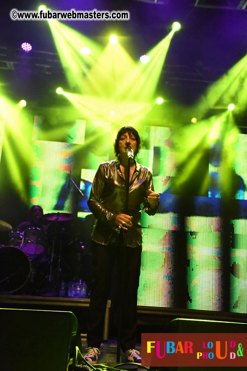 DECADES @ the Bud Light South Stage