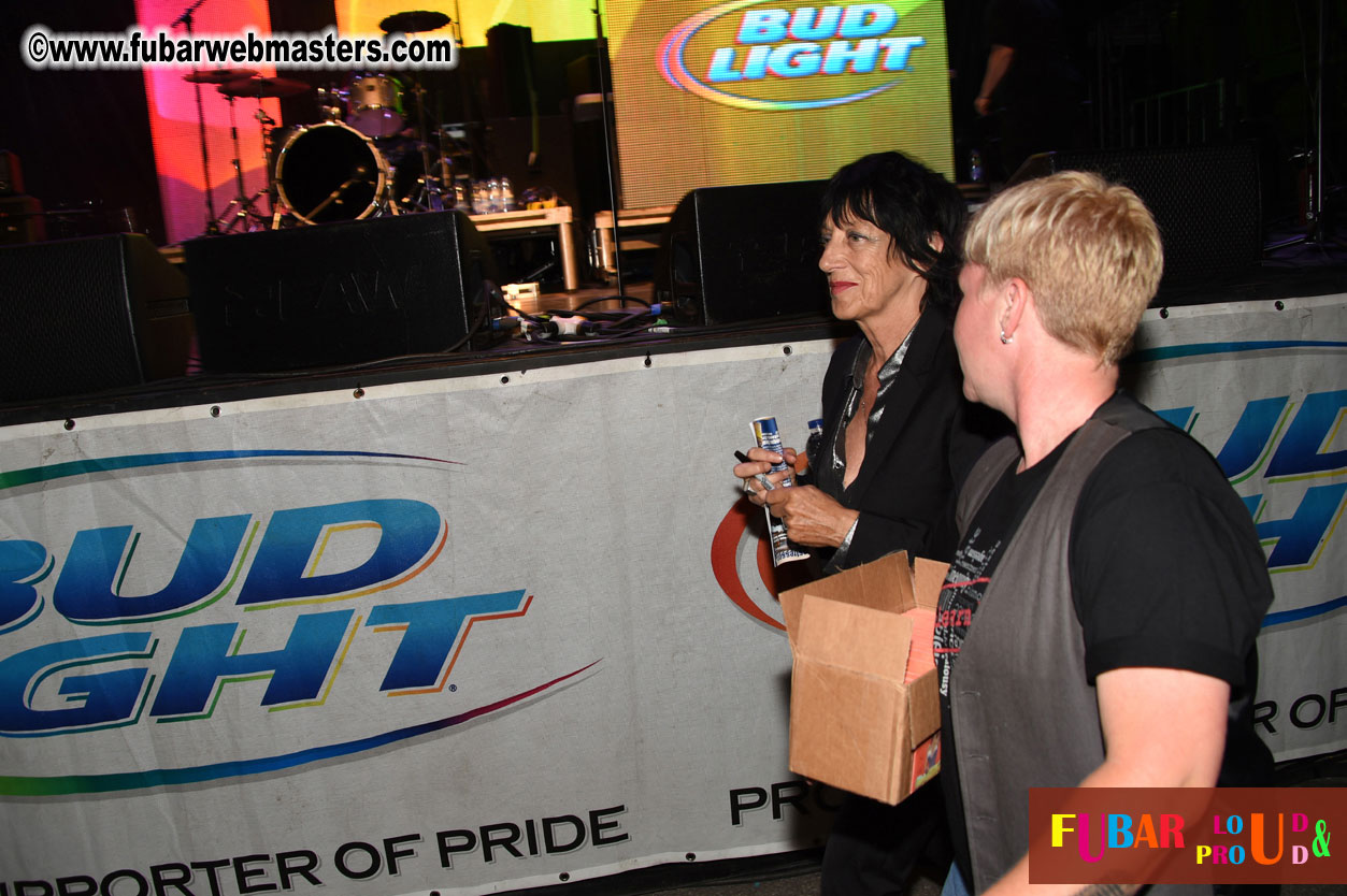 DECADES @ the Bud Light South Stage