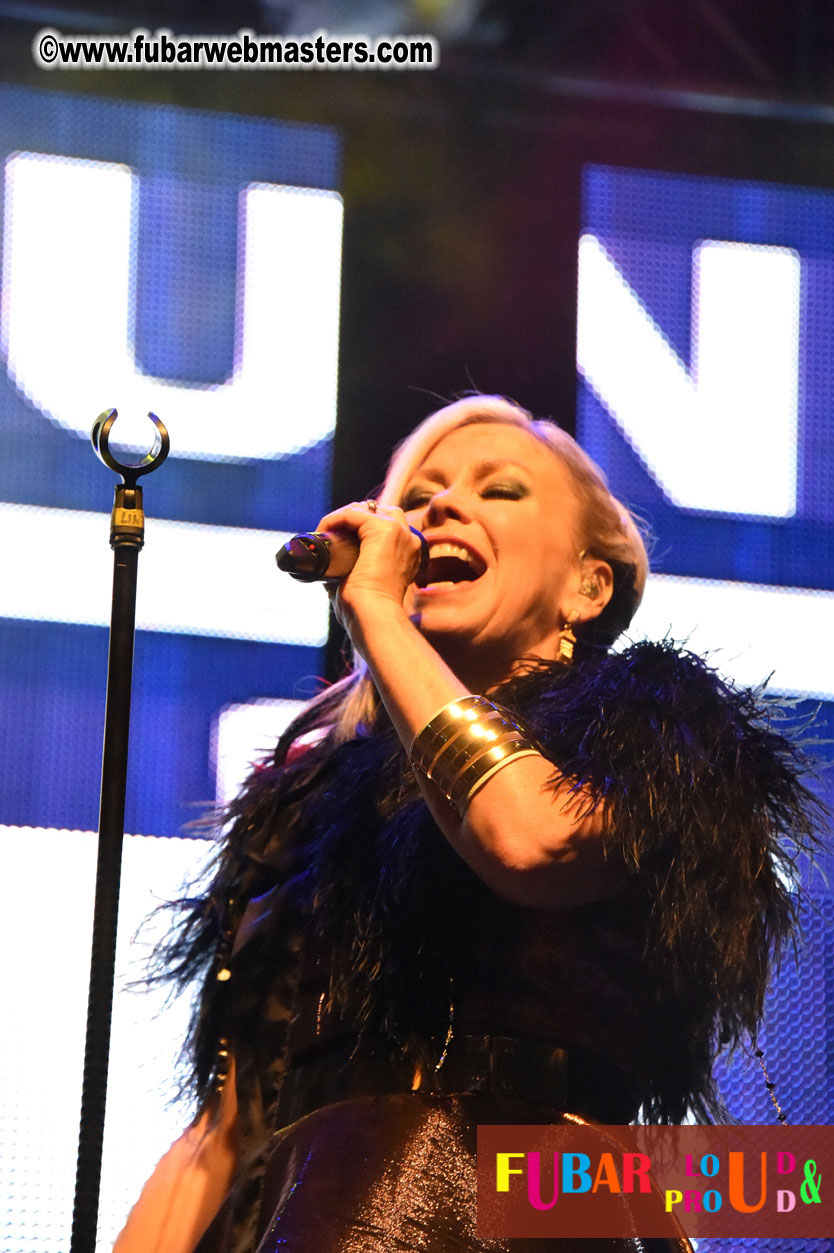 DECADES @ the Bud Light South Stage