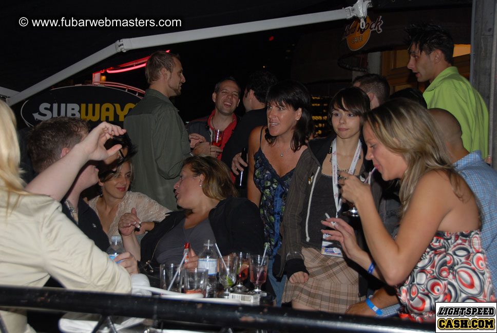 Show Floor & Seminars