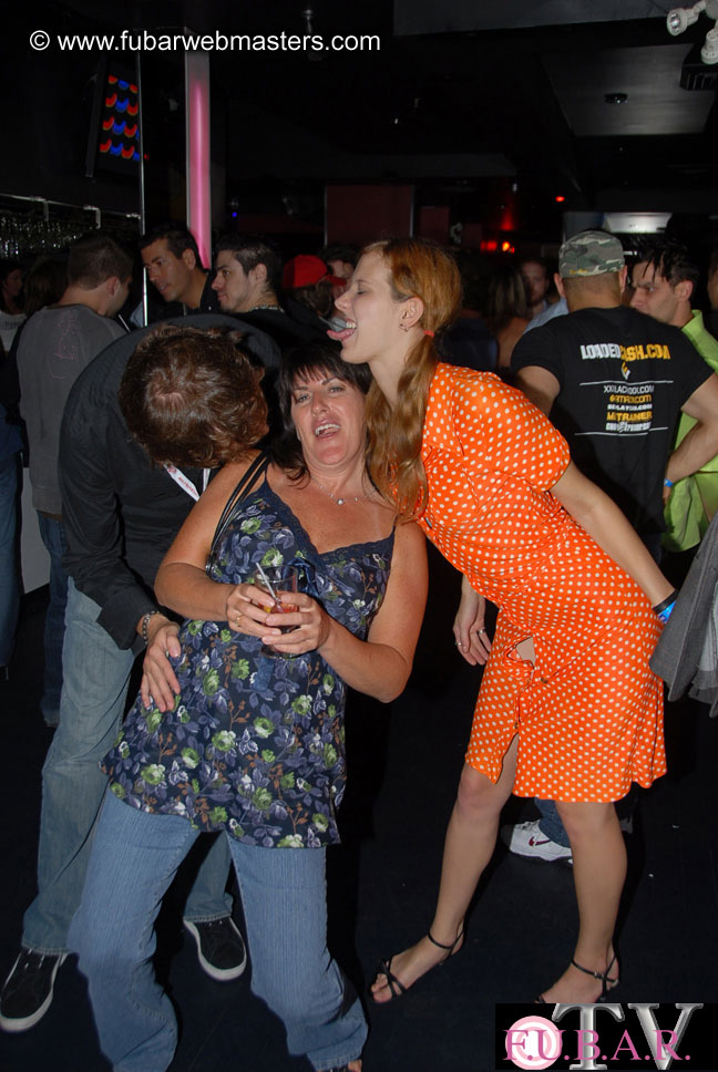 Show Floor & Seminars