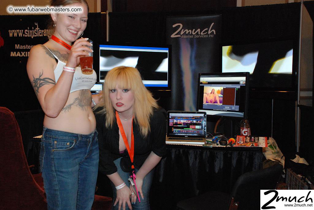 Extra pics from 2Much.net