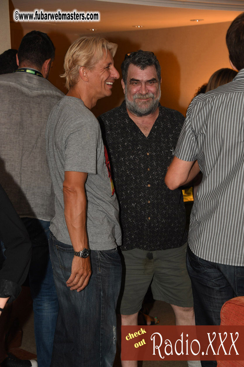 Welcome Cocktails and Daily Happy Hour