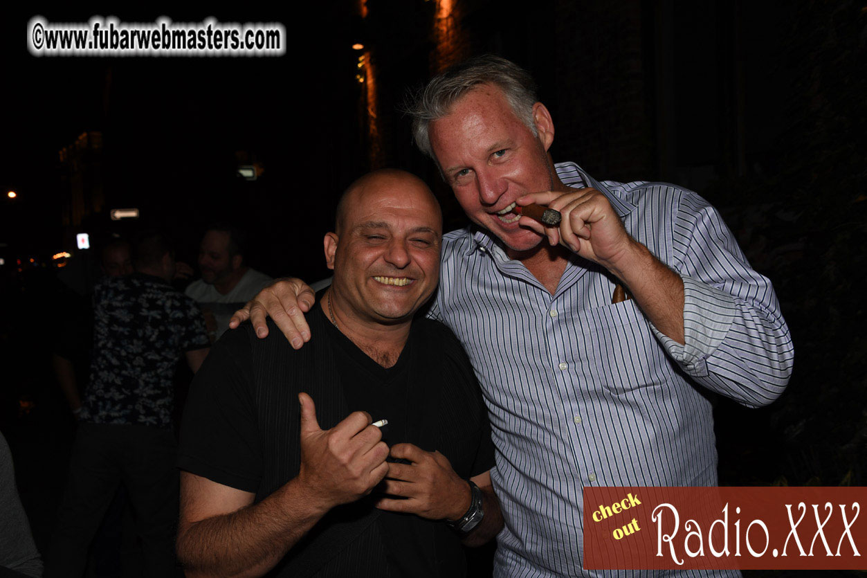 Thursday Kick-Off ; Starlights