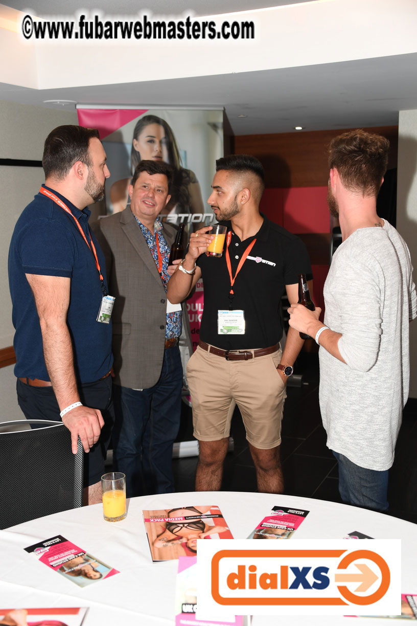 Breeze, Cocktails on the Terrace