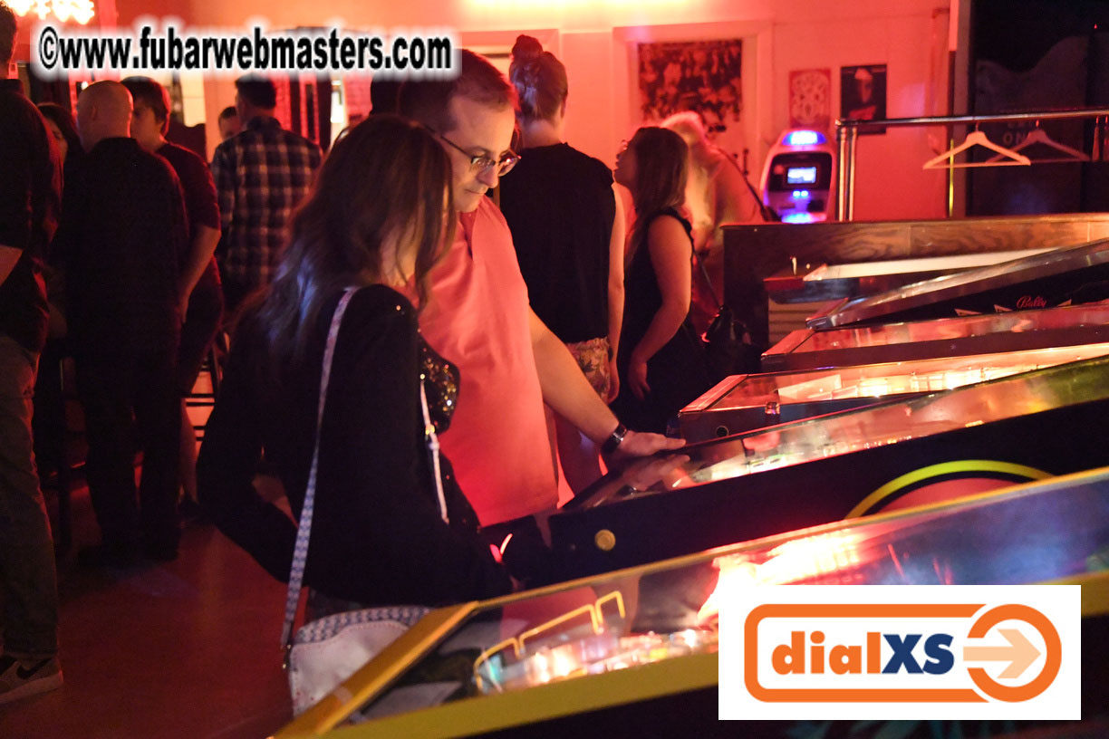 Bumpers, Closing Party