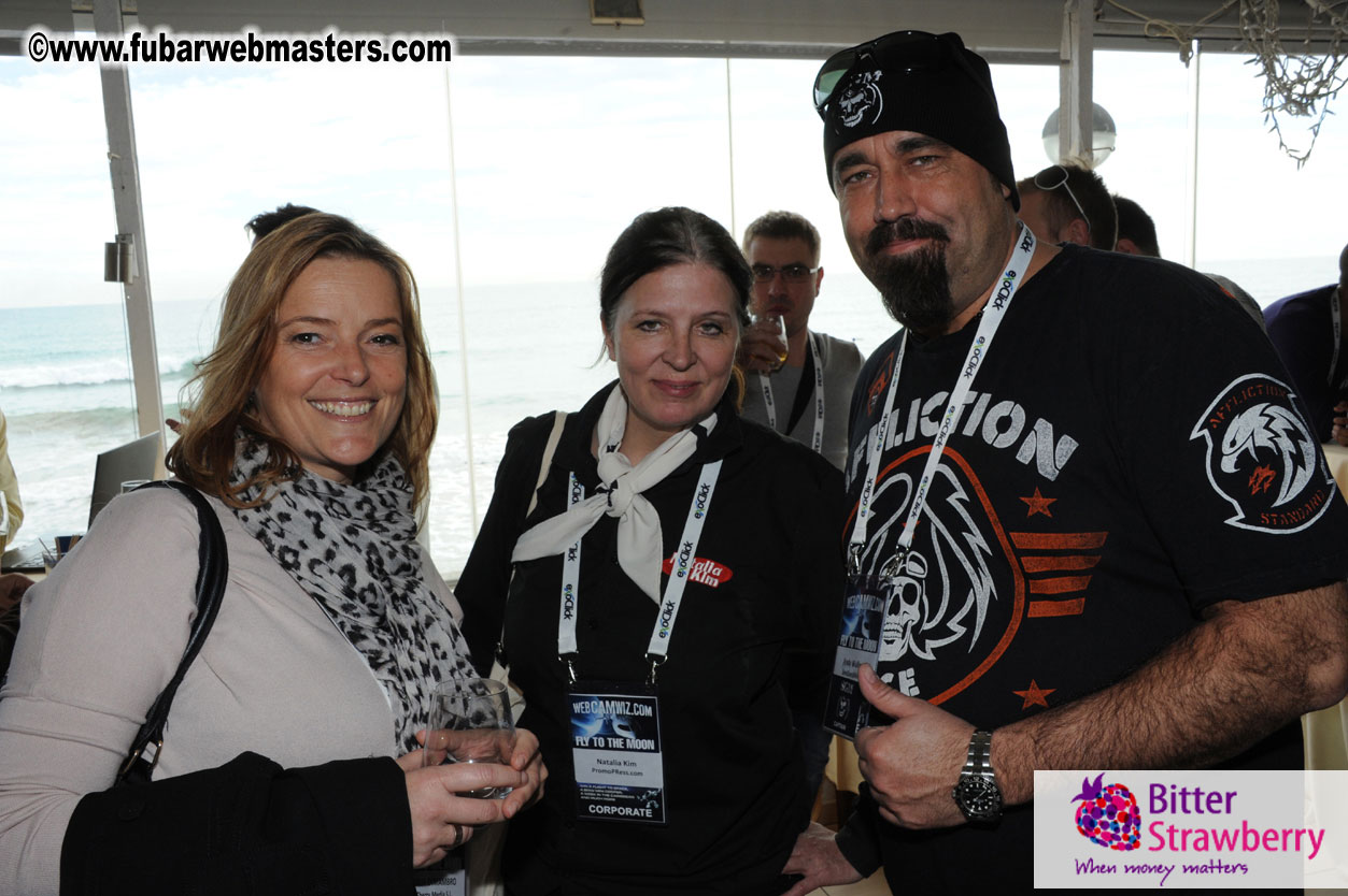 CoolMobile Lunch &amp; Lounge