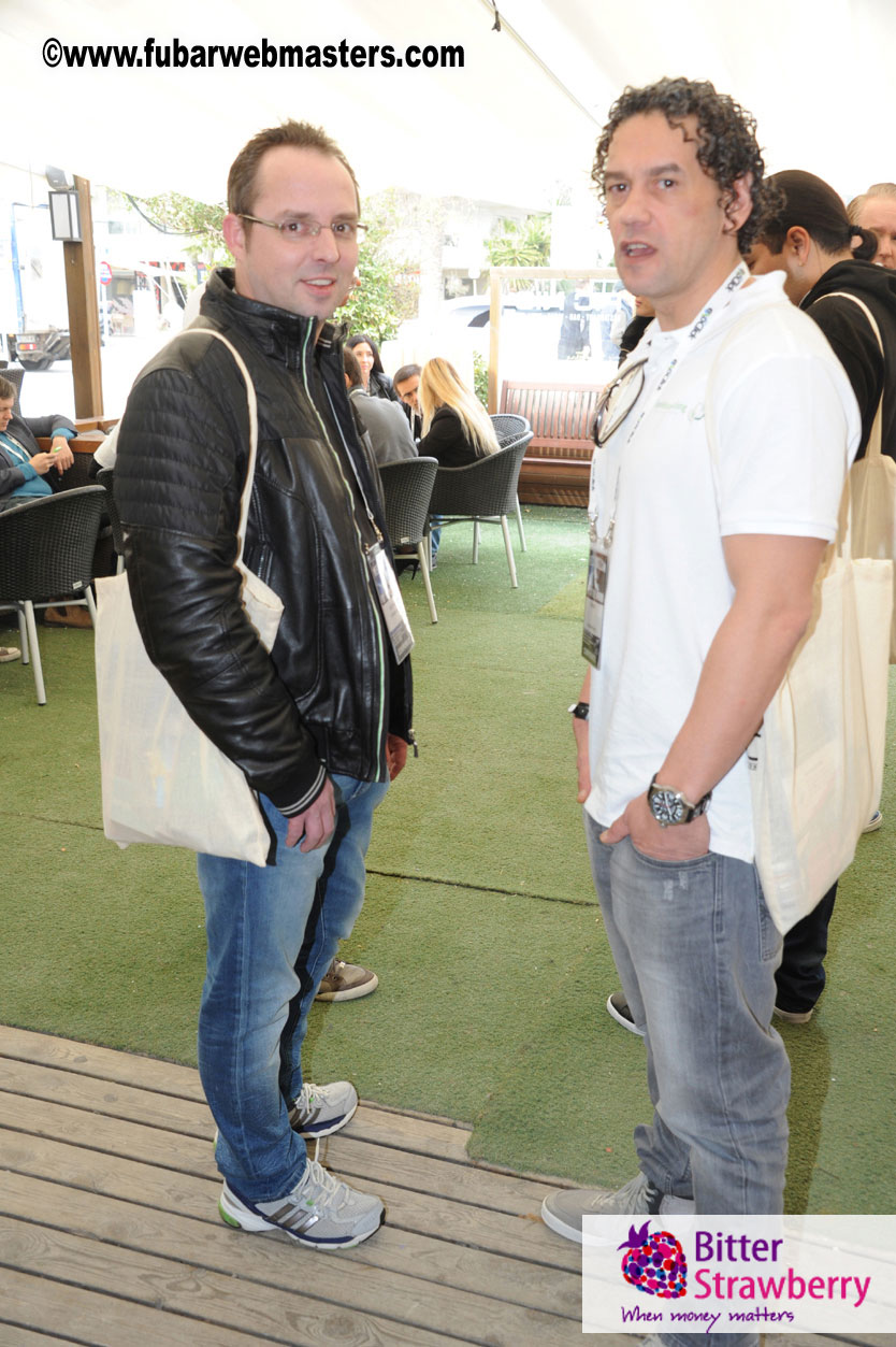 CoolMobile Lunch & Lounge