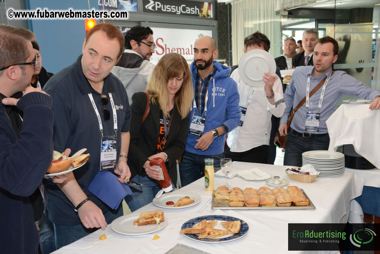 Pussycash Food Court