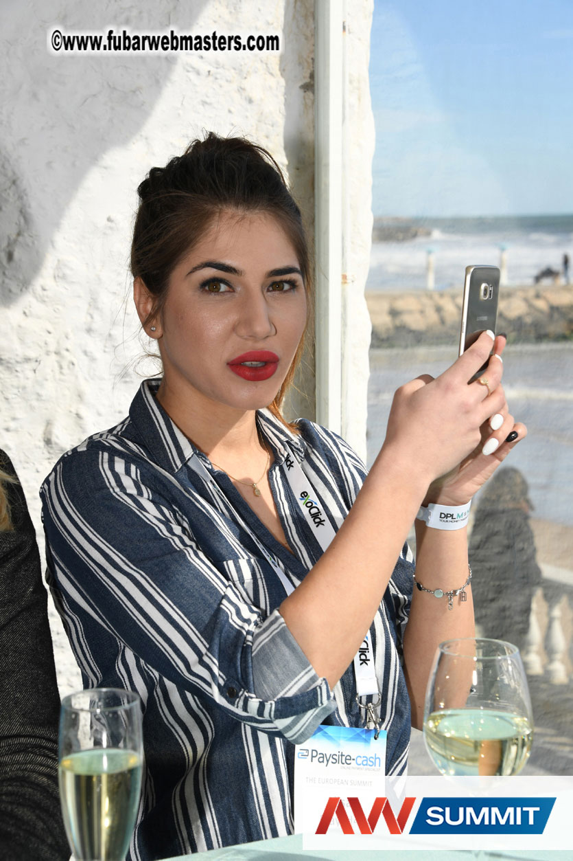 ClickBakers Lunch and Lounge