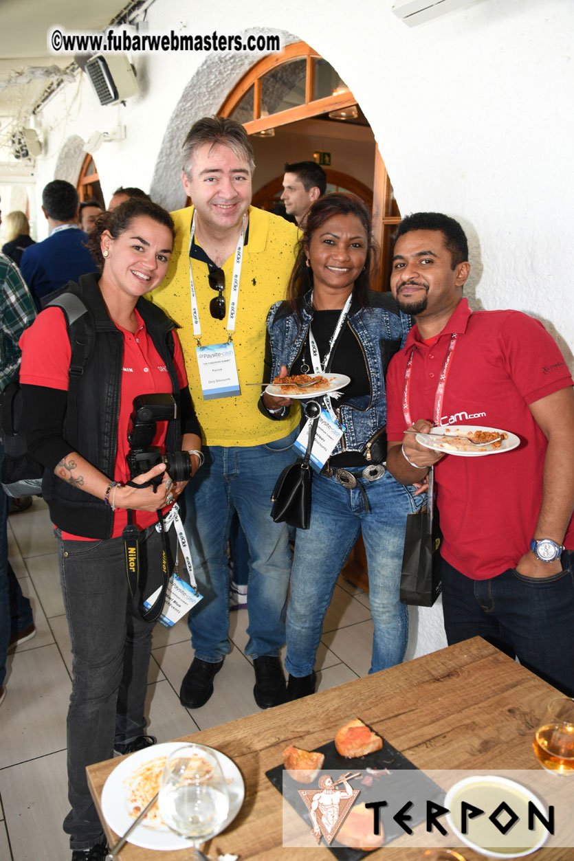 ClickBakers Lunch and Lounge