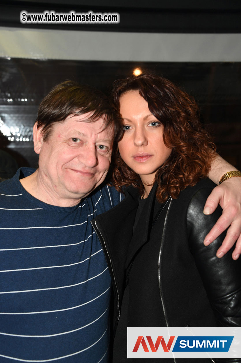 Traffic Company Night Bar