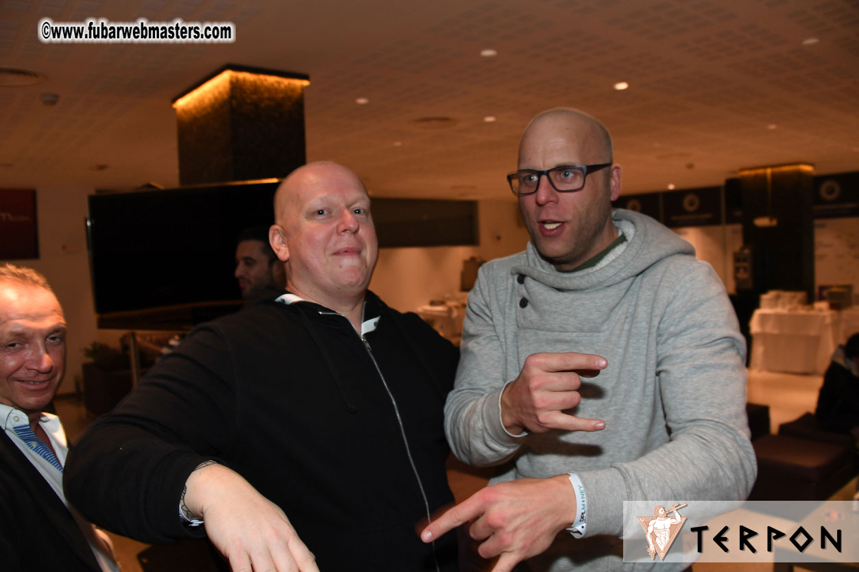 Traffic Company Night Bar