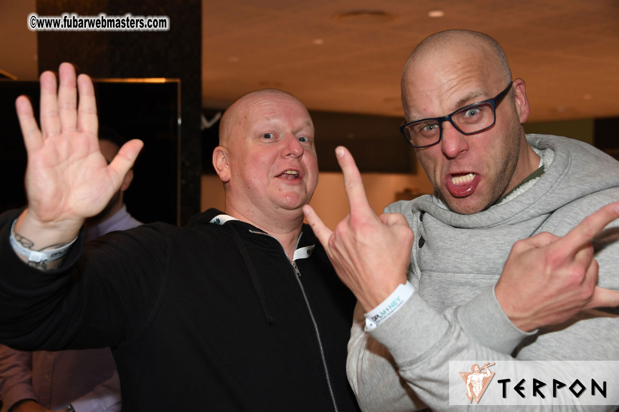 Traffic Company Night Bar