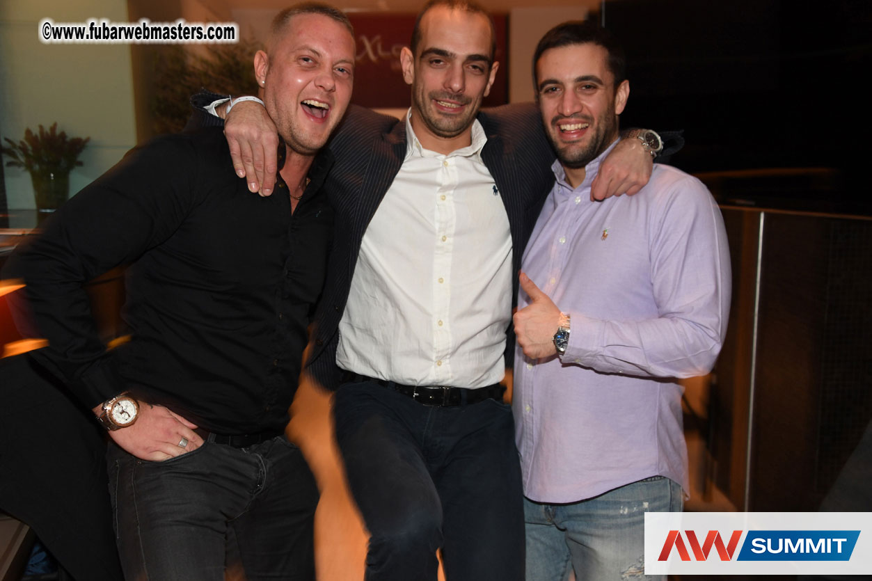 Traffic Company Night Bar