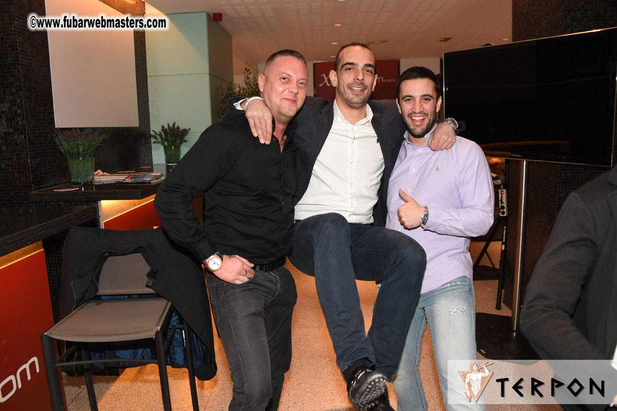 Traffic Company Night Bar