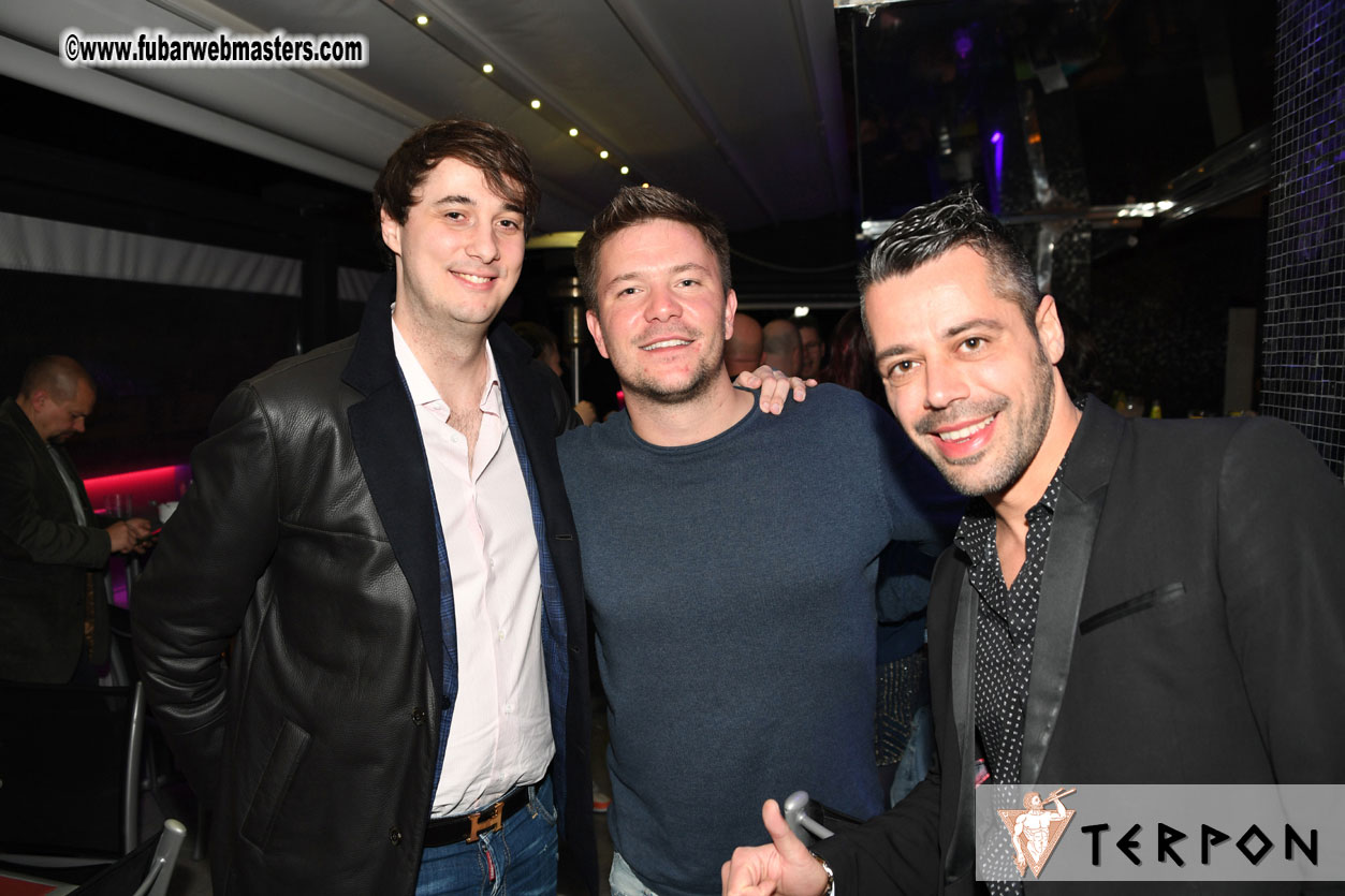 Traffic Company Night Bar