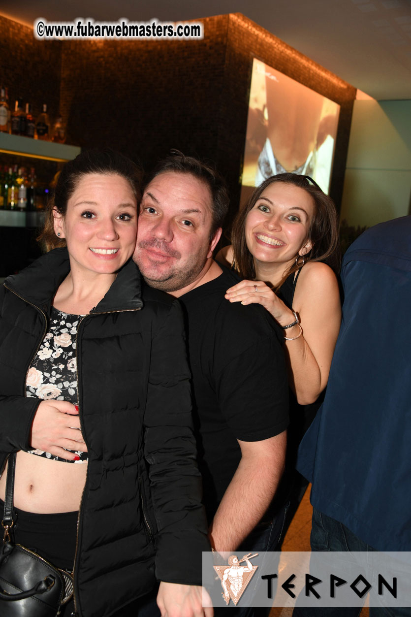 Traffic Company Night Bar