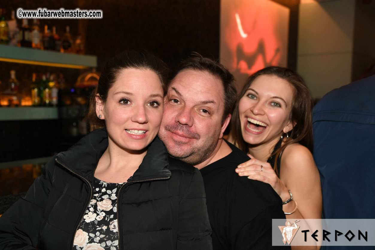 Traffic Company Night Bar