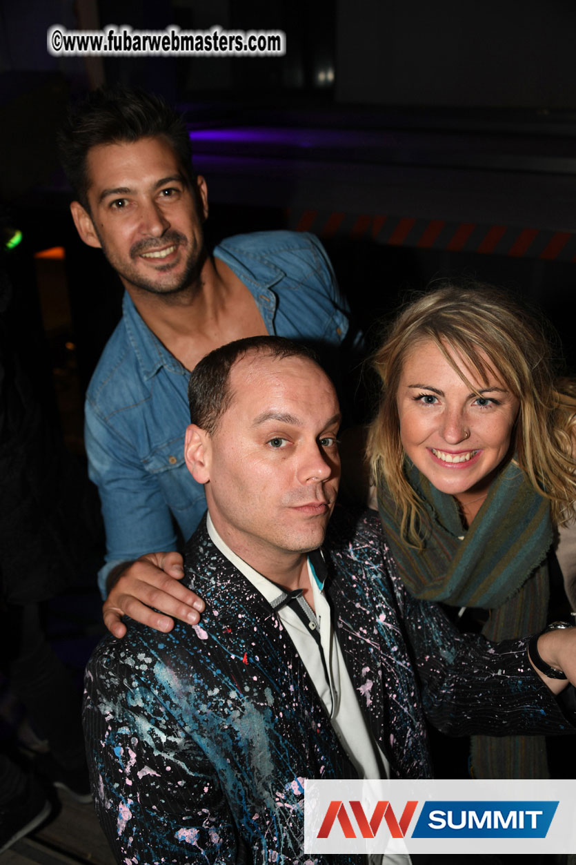 Traffic Company Night Bar